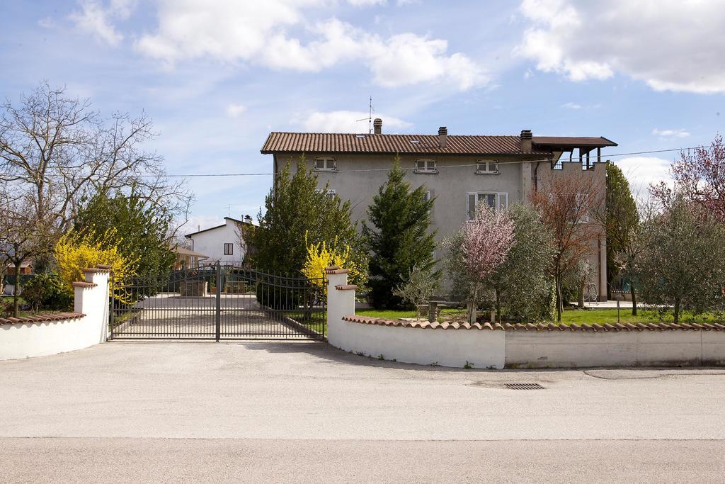Torretta D'Assisi Bed & Breakfast Tordandrea Bagian luar foto